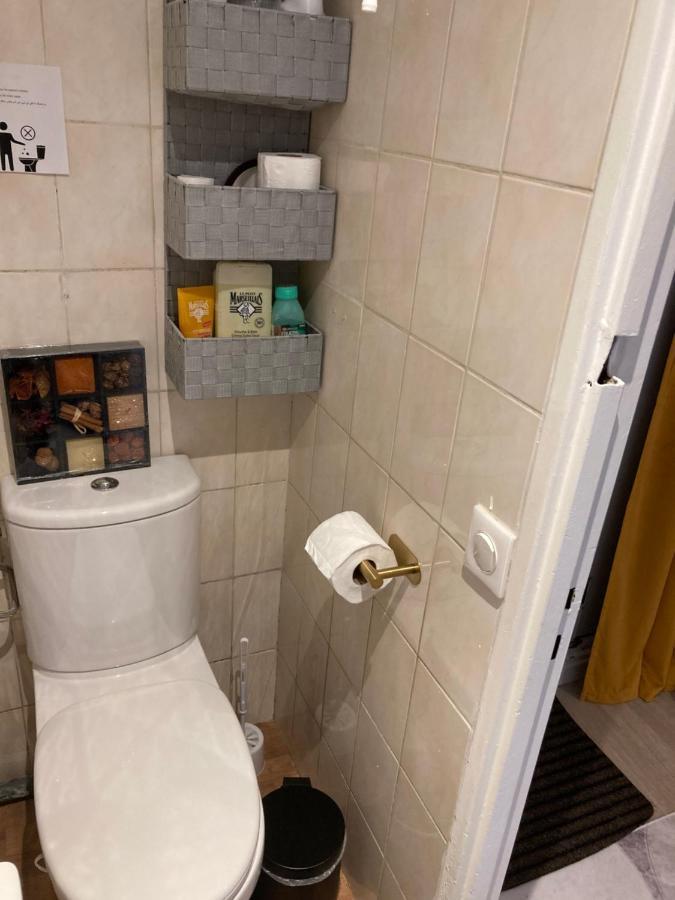 Une Chambre Chez Nous, A 12 Minutes De Paris マラコフ エクステリア 写真